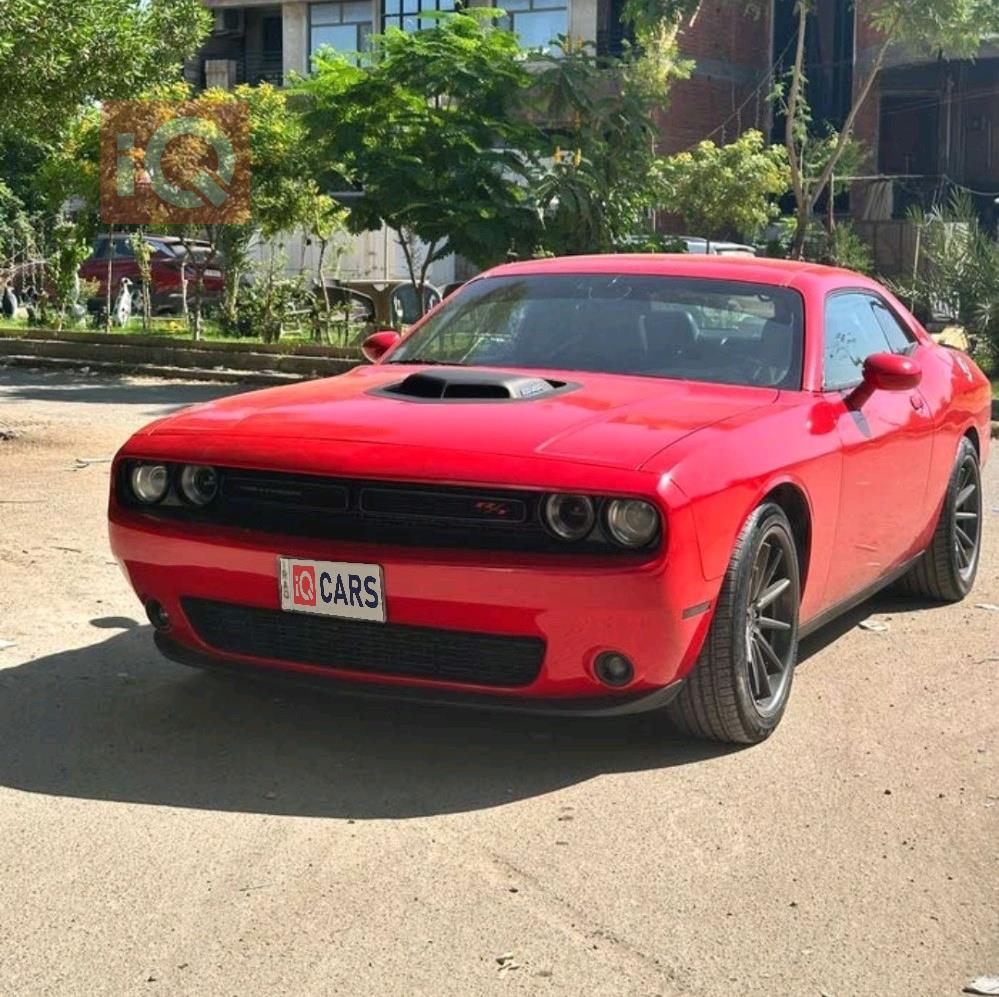 Dodge Challenger